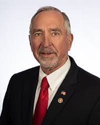 Ken Pursel's Instagram, Twitter & Facebook