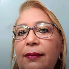 Me complace anunciar que he pasado la Reválida General y he obtenido la 6ta  posición entre un total de 299 aspirantes! Este logro es un reflejo del  esfuerzo y dedicación invertidos en