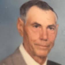 Roger Essary's Instagram, Twitter & Facebook