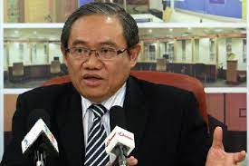 Tan sri dr zeti akhtar aziz. Bernama Ghauth Jasmon Is New Chairman Of Upm Board Of Directors