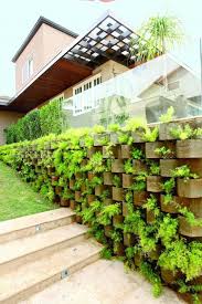 Diy jardinera con bloques de hormigón. 17 Ideas De Muro Jardinera Bloques Ideas De Jardineria Jardines Jardines Verticales