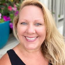 Tonya Hebert's Instagram, Twitter & Facebook