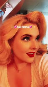 Svarer @Abril Q a little hair tutorial go u🥰⚡️#1950sgirl #pinups  #pinupstyle #vintage #vintagegirl #pinupmakeup #pinupgirl #rockabilly  #foryoupage #foryou #13k #follow #like #1950s #oldschool #dreamy