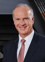 Andrew Naus's Instagram, Twitter & Facebook