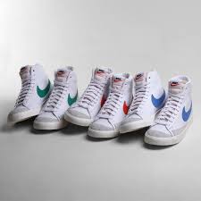 Nike Blazer Mid 77 Vintage Habanero Red Sail White Saturday Gent Vintage Sneakers Nike Blazers Outfit Nike Blazer