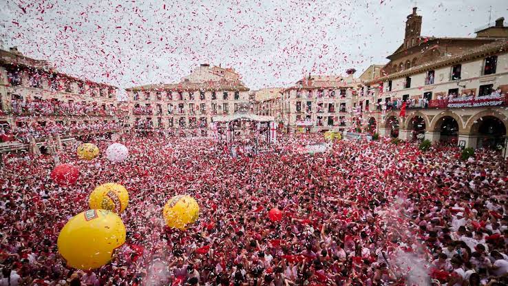 Las Fiestas de Santa Ana en Tudela ya tienen conciertos: tributos,  orquestas y una banda nacional