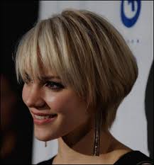 Beste Kurze Bob Frisuren Fur Feines Haar 2018 Frisuren Bob Frisur Kinnlange Haare Frisuren