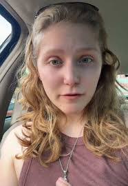 Elle Mcdonald's Instagram, Twitter & Facebook