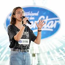 Der beste auftritt bei dsds 2020 in meinen augen, wie konnten die beiden nicht in die liveshows kommen? Dsds 2020 Am 4 1 2020 Erste Sendung Kandidaten Songs Und Eine Goldene Cd