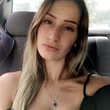 Melissa Welsch (@mel_wel13)