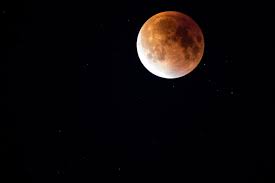 La pleine lune est visible lorsque la lune est de l'autre côté de la terre. Pleine Lune Du 10 Janvier 2020 Tyrannie Et Oppression Eclipse Magique Life Pour Une Vie Magique
