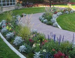 Our walkway ideas, pictures and information will give you plenty of ideas for your front yard, front porch, and home. Walkway And Path Pictures Gallery Landscaping Network