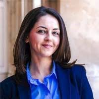 100+ ملفًا شخصيًا يحتوي على “Andreea Coman”