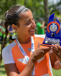 Isabella Mello (@isa_melloo) • Instagram photos and videos