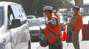 Sanitarios y mayores en residencias. Como Pasar El Cordon Sanitario Que Permisos Se Aceptan Y Cuales No As Chile