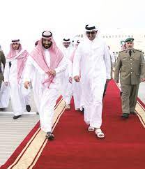 قال أمير قطر الشيخ تميم بن حمد خلال لقائه جماعة الإخوان المسلمين في سوريا أن دعم بلاده للإخوان واجب لا شكر عليه، وأن مقياس الأمور بالنسبة للأميركيين هي مصالحهم وهذا حالهم مع السعودية أيضا، والسعودية في النهاية ستلتزم بما يريده الأميركيون. Ø§Ù„Ø£Ù…ÙŠØ± ÙŠØ¨Ø­Ø« Ù…Ø¹ Ù…Ø­Ù…Ø¯ Ø¨Ù† Ø³Ù„Ù…Ø§Ù† ØªØ·ÙˆØ±Ø§Øª Ø£ÙˆØ¶Ø§Ø¹ Ø§Ù„Ù…Ù†Ø·Ù‚Ø©