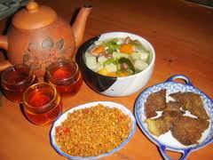 Jangan lupa juga untuk mencoba beragam resep sehat bagi yang sedang diet. Menu Makan Malam Praktis Sajian Defidi