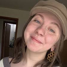 Tammy Steen's Instagram, Twitter & Facebook