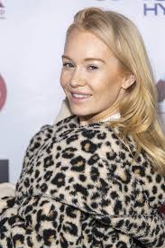 Hollywood Ca 20 De Fevereiro De 2022 : Aquahidratado Apresenta Espetáculo  De Xindes Foto de Stock Editorial