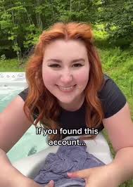 Lisa Nealey's Instagram, Twitter & Facebook