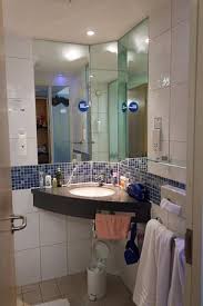 Just jump on the underground to westfield shopping centre. Healthy Breakfast Selections Picture Of Holiday Inn Express Earls Court London Tripadvisor