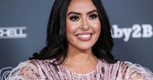 Kobe Bryant's Widow Vanessa Appears TO BE PREGNANT IN NEW PICS!!! ❤️🙏🏽