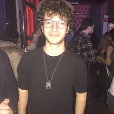 Nejat uygur nasıl tiyatroya başladı? Nejat Uygur Theuygur Twitter