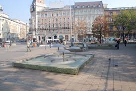 Régóta várt munka kezdődött meg, hiszen a blaha lujza tér budapest egyik legforgalmasabb közterülete, amely mégis a főváros szégyene volt az elmúlt évtizedekben. Blaha Lujza Ter Zoldkalauz