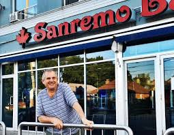 La guida turistica su sanremo per le vostre vacanze con hotel e alberghi, informazioni pratiche, tradizioni, musei, shopping, divertimento, trasporti Sanremo Bakery Founder Natale Bozzo Dies After Contracting Covid 19 Family Says Cbc News