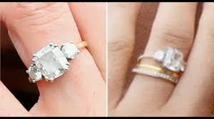 Prince harry and meghan markle are officially engaged, and she's got the ring to prove it. Meghan Markle Redesigns Engagement Ring 2019 Youtube
