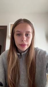 Becky Snow's Instagram, Twitter & Facebook