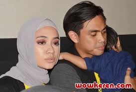 Gambar Foto Ayudia Bing Slamet dan Ditto di Konferensi Pers Film 'Teman  Tapi Menikah'