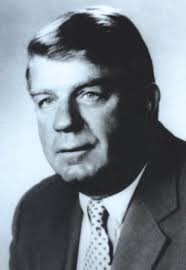 David W. Carr, who reshaped Charlottesville, dies at 91