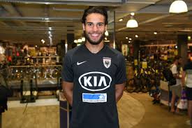 Nach drei spielzeiten in der zweithöchsten liga stieg der club per saison 2013/2014 als meister der. Schwarzes Heim Trikot Im Online Fanshop Erhaltlich Fc Aarau