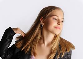 Emily Linge music updated her cover photo.