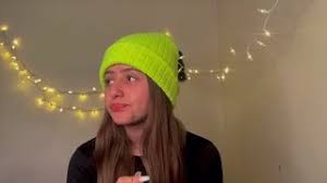 مارلين (@sanrar_alhi17) قام بإنشاء فيديو قصير على tiktok (تيك توك) بموسيقى الصوت الأصلي. ØªØ­Ù…ÙŠÙ„ Ø£ØºÙ†ÙŠØ© Ù…Ø§Ø±Ù„ÙŠÙ† Ø§Ù„Ø­ÙŠ Mp3 Mp4