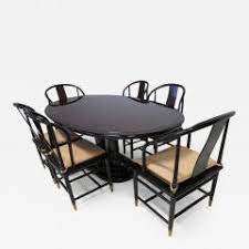 Highly sought after and in very good condition!! Henredon Furniture Stunning Burled Walnut Henredon Scene Three Pedestal Dining Table