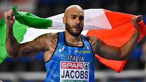 Marcell jacobs, il velocista 26enne, nato a el paso da padre texano e mamma di desenzano del garda, il 31 luglio 2021 ha vinto la sua batteria dei 100 metri alle olimpiadi di tokyo 2020 stabilendo il nuovo primato italiano in 9″94 (e migliorando il suo precedente record). 5uwxxh2e5tto0m