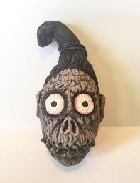 Beetlejuice is an animated cartoon television series very loosely based on the 1988 tim burton film of the same name. Beetlejuice Shrunken Head I Just Finished Https M Facebook Com Keyphotographyandart Shrunken Head Halloween Props Skull Tattoo