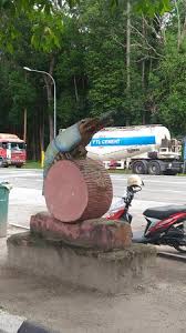 Mak ngah (hasnah zakaria) telah mula menjual udang galah di fery sabak, kuala rompin pada tahun 1969. Gerai Makan Mak Ngah Udang Galah Sepit Biru Photo De Gerai Makan Mak Ngah Udang Galah Sepit Biru Kuala Rompin Tripadvisor