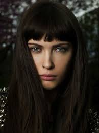 Amanda Hendrick (Short Bangs)