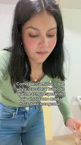 Leandra Vargas (@leandravargas1)