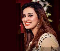 Madiha naqvi has already uploaded more than fourteen hundred photos & videos on her instagram channel. Madiha Naqvi Drama List Biography Age First Drama Latest Dramas Latest Interview Instagram Facebook New Drama Maritial Status Affair Born Weight Height Photos Divorce Viral