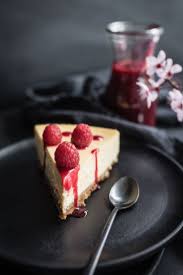 Super Cremiger Ny Cheesecake Mit Himbeersauce Trickytine Himbeersauce Kuchen Und Torten Rezepte Kuchen Und Torten