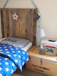 naambord hijskraan slaapkamer jongens jongenskamer diy bed