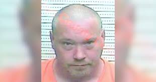 Wallins man arrested