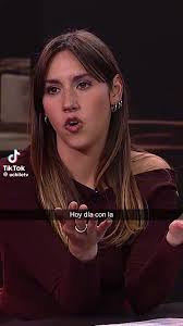 No sea infantil...el anticomunismo es de gente de pocas neuronas.