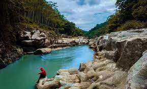 Harga tiket masuk kebun binatang ra. 30 Tempat Wisata Di Tasikmalaya Juni 2021 Gunung Galunggung Singaparna Pantai Ciawi Rumah Batu Air Terjun Curug Dengdeng Jawa Barat Jejakpiknik Com