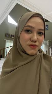 Salam santun dan bahagia selalu 🌹