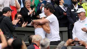 French open champion ash barty and her professional golfer boyfriend garry kissick have been branded 'the most normal couple in tennis'. Ash Barty Boyfriend Garry Kissick Adorable Wimbledon Moment Melts Tennis Fans